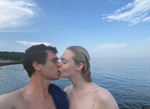Full leaked Elle fanning page private onlyfans photo