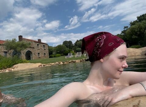 Full leaked Elle fanning page private onlyfans photo