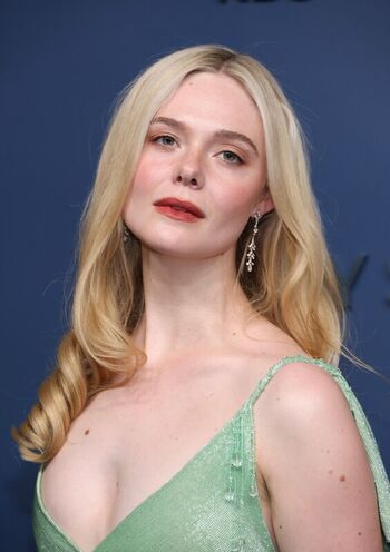 Full leaked Elle fanning page private onlyfans photo