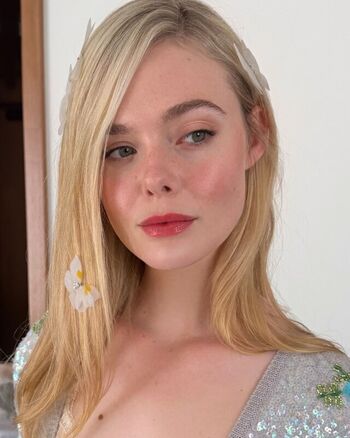 Full leaked Elle fanning page private onlyfans photo