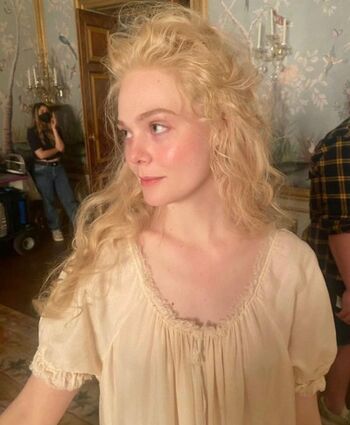Elle Fanning