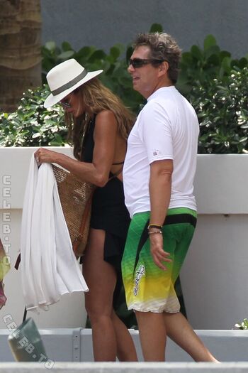 Full leaked Elle macpherson private onlyfans photo