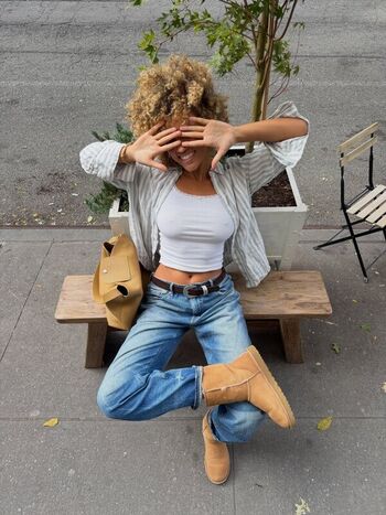 Elle Smith