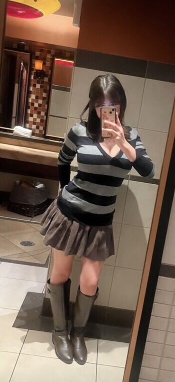 Full leaked Ellegarci private onlyfans photo