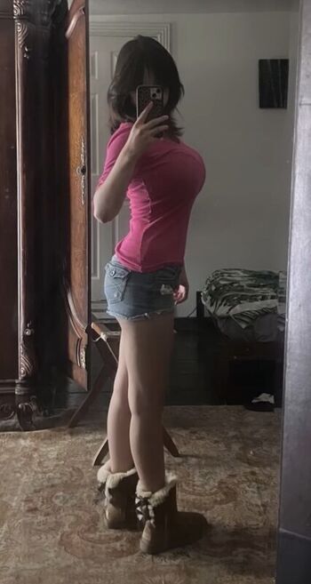 Full leaked Ellegarci private onlyfans photo