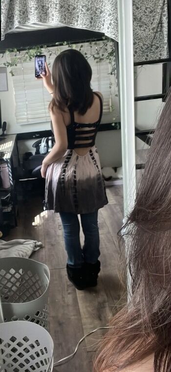 Full leaked Ellegarci private onlyfans photo