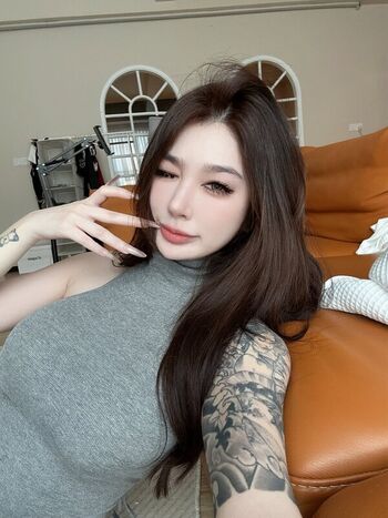 ellena_ling33