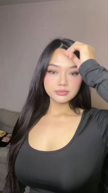 Full leaked Ellesyanamira private onlyfans photo