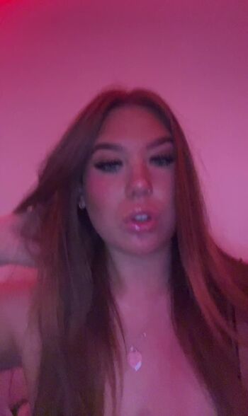 Full leaked Ellie robinson private onlyfans photo