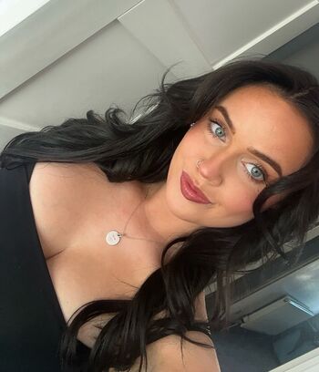 Full leaked Ellie wignallx private onlyfans photo