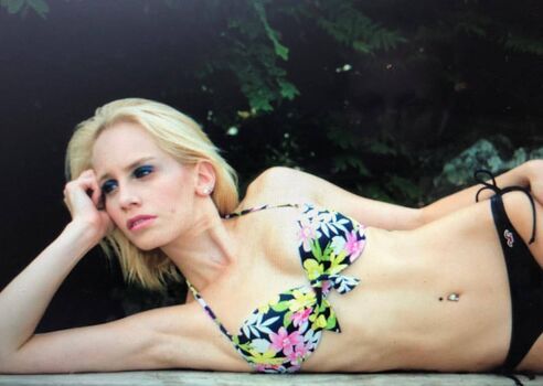 Full leaked Elliebelliewatermellie private onlyfans photo