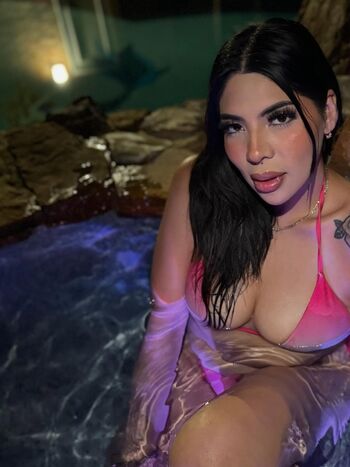 Full leaked Elliexxxlove private onlyfans photo