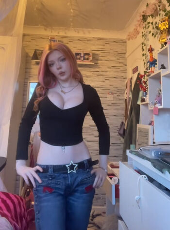 Full leaked Ellouise jane mary private onlyfans photo