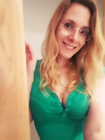 Full leaked Ellyedelweiss private onlyfans photo