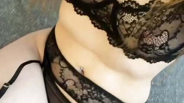 Full leaked Ellynora private onlyfans photo