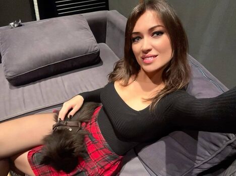Full leaked Elsa esnoult page private onlyfans photo