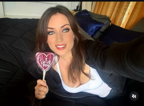 Full leaked Elsa esnoult private onlyfans photo