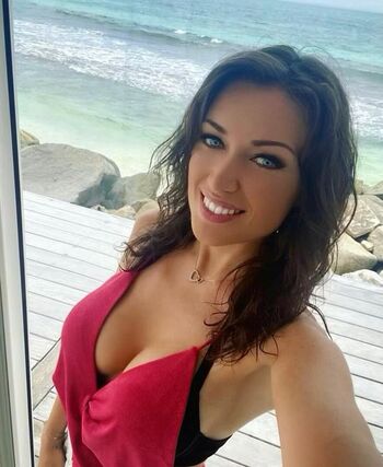 Full leaked Elsa esnoult private onlyfans photo