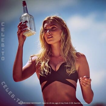 Full leaked Elsa hosk page private onlyfans photo