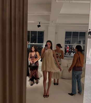 Full leaked Elsie hewitt private onlyfans photo