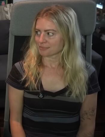 Elyse Willems