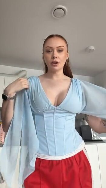 Full leaked Elz the witch private onlyfans photo
