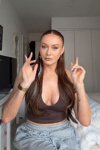 Full leaked Elz the witch private onlyfans photo