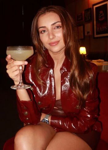 Full leaked Emelia hartford page private onlyfans photo