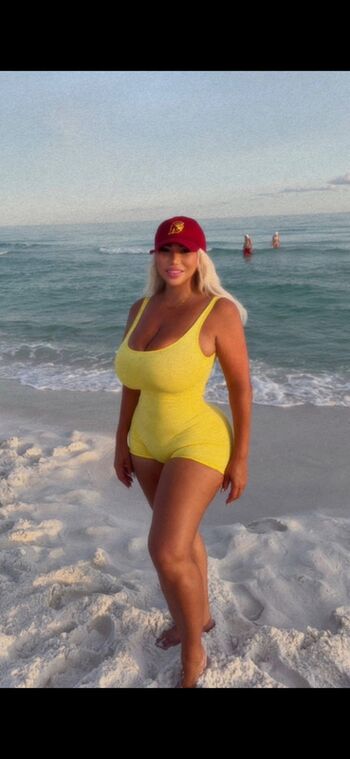 Full leaked Emerald private onlyfans photo
