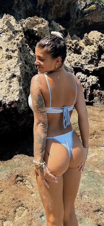 Full leaked Emiiby private onlyfans photo