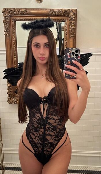 Emileeperetic