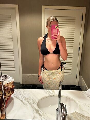 Full leaked Emilia bullock private onlyfans photo
