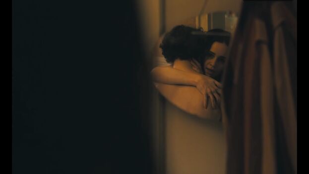 Full leaked Emilia clarke page private onlyfans photo