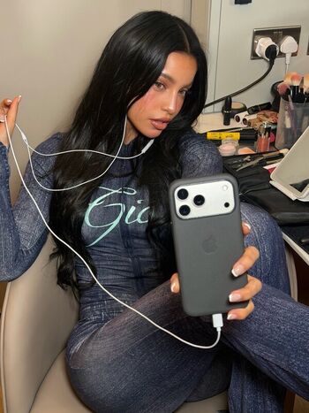 Full leaked Emilia mernes private onlyfans photo