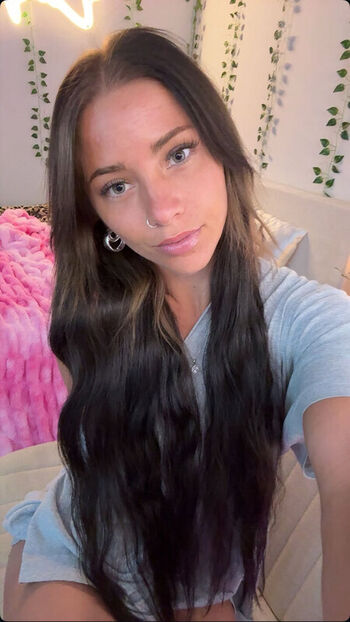 emiliaxgrace