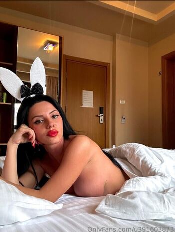 Full leaked Emilija kitanovska private onlyfans photo