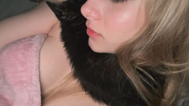 Full leaked Emilly pimentel private onlyfans photo