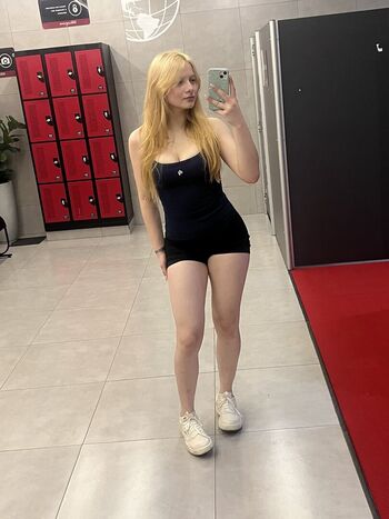 Full leaked Emilly pimentel private onlyfans photo