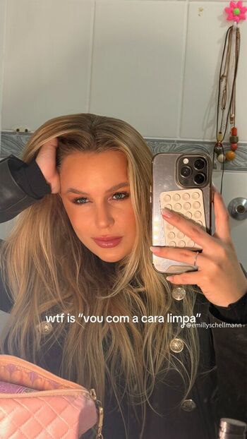 Full leaked Emilly schellmann private onlyfans photo