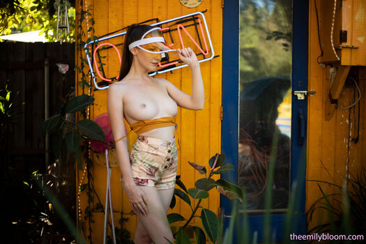 Full leaked Emily bloom  page private onlyfans photo