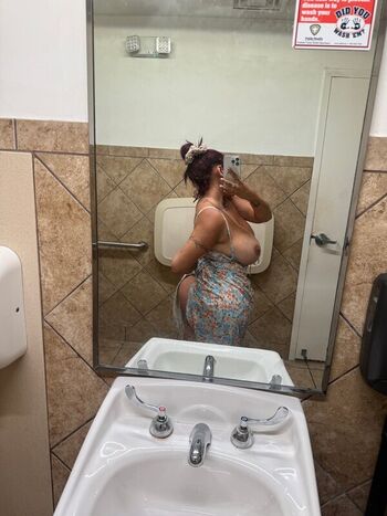 Full leaked Emily cheree page private onlyfans photo