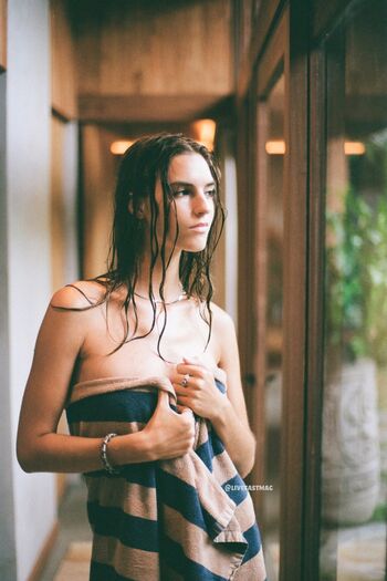 Full leaked Emily feld  page private onlyfans photo