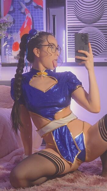 Full leaked Emily hill private onlyfans photo