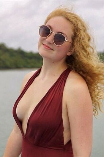 Full leaked Emily kristen morris private onlyfans photo