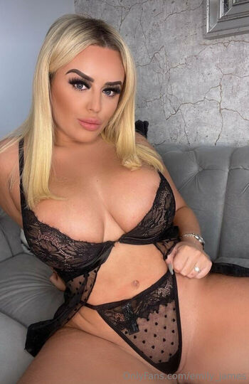 Full leaked Emily louiseuk private onlyfans photo