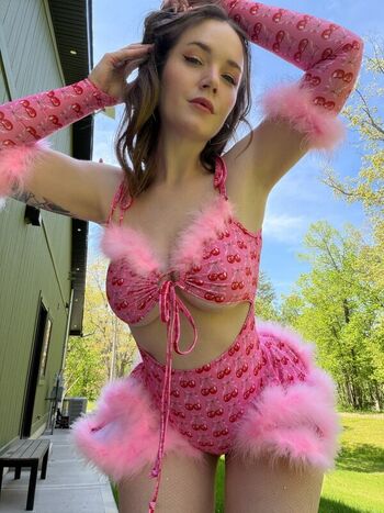 Full leaked Emily lynne private onlyfans photo