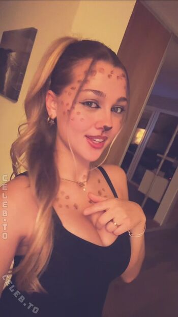 Full leaked Emily maurer private onlyfans photo