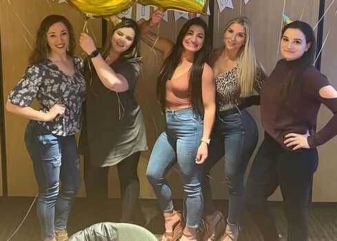 Emily Mcleod L Huntress_Em L Bikini_Huntress