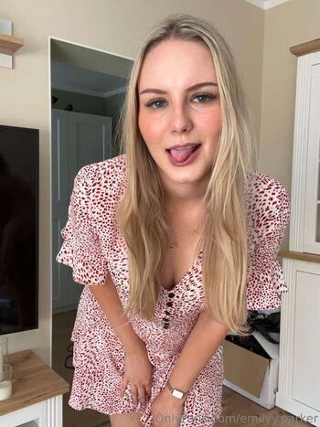 Full leaked Emily parker vip private onlyfans photo