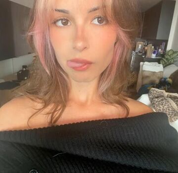Full leaked Emily rae assistant private onlyfans photo